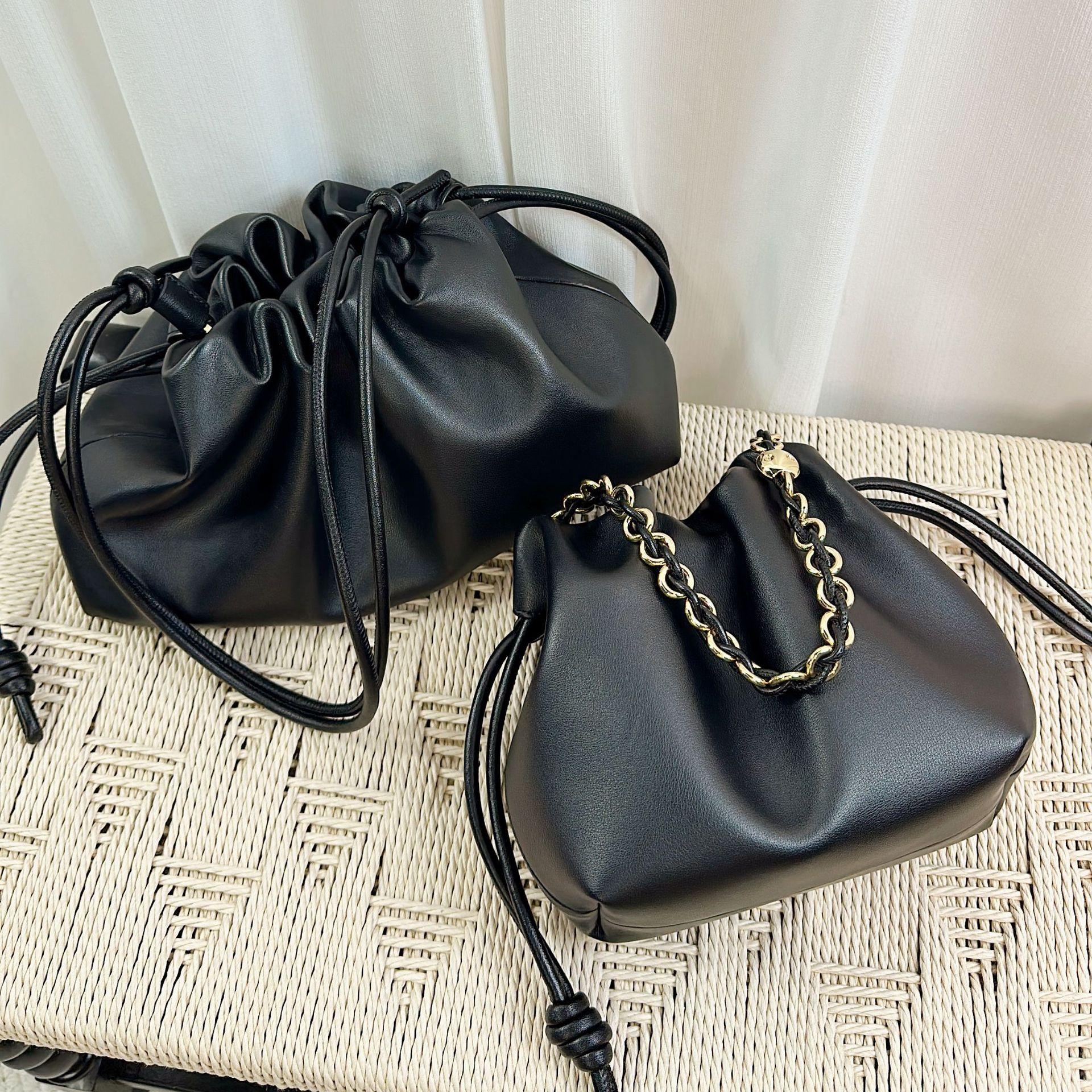 First layer cowhide drawstring cloud bag new purse lucky bag liner bag genuine leather clutch bag shoulder messenger women s bag Small size 23*17* 5.5cm
