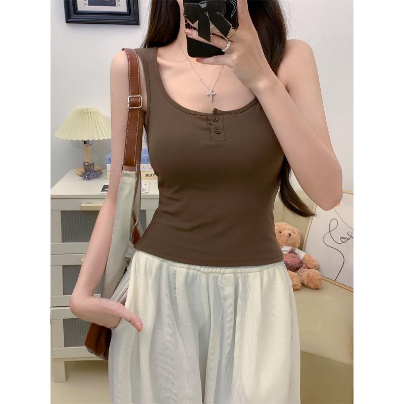 The New Shaped-out Slim-fit Tank Top for Women with Three-button Solid Color Spice Girl Short Top for Slimming