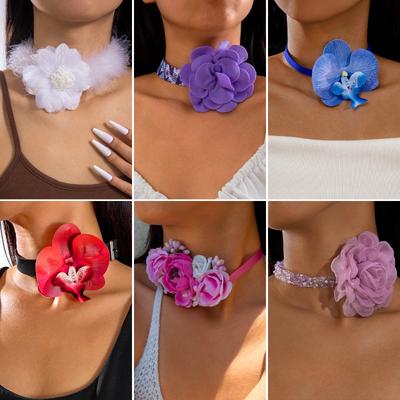 Party Short Feather Collar Temperament Elegant Three-dimensional White Flower Necklace Necklace Necklace Women