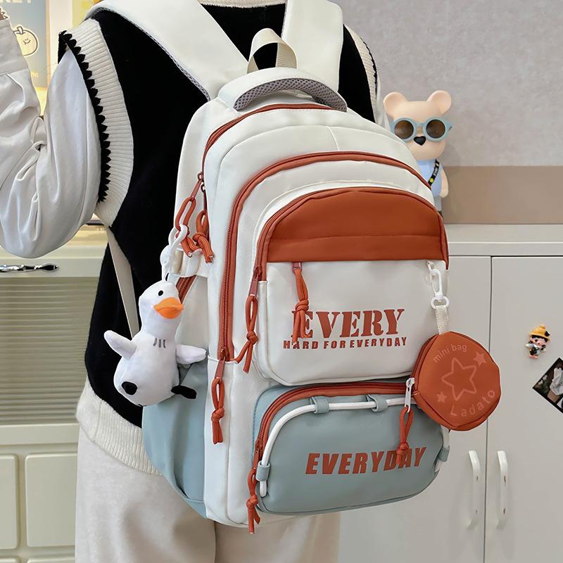 Schoolbag Korean version contrasting color splicing backpack 1011 new fashion and light travel backpack casual tooling style school bag
