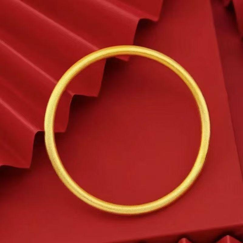 Historical Sand Gold Imitation Bracelet: Two-Piece Elegant Fashion Set