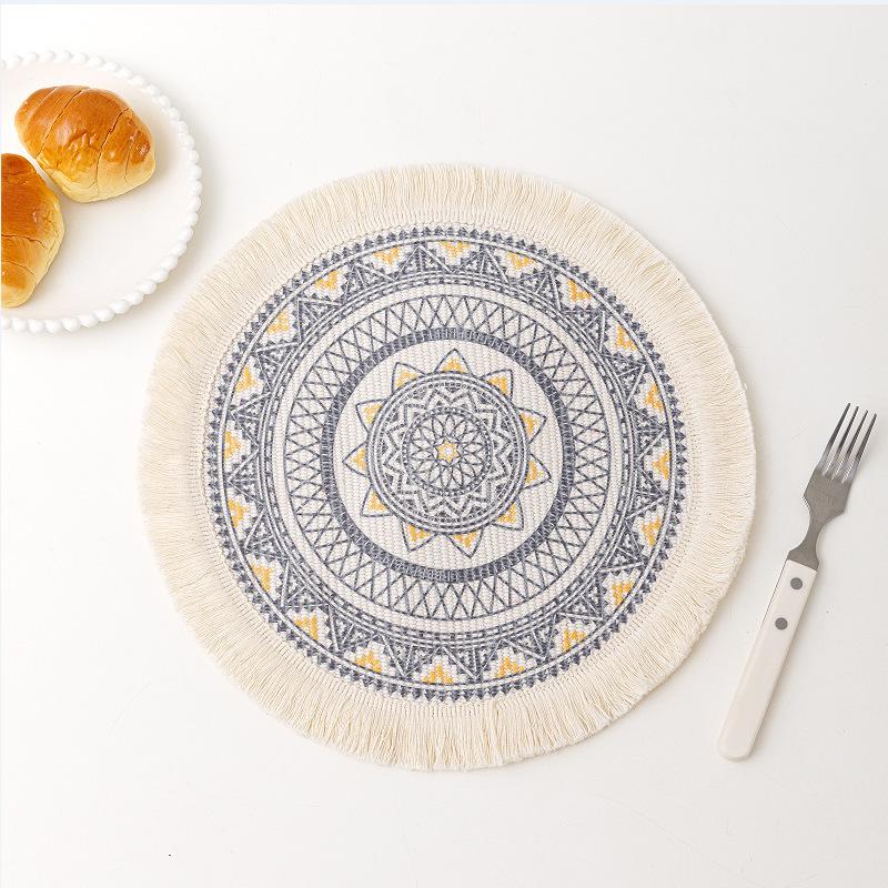 Coaster, Nordic fabric, tassel insulation mat, heat-resistant home pot mat, dining mat, Bohemian decorative mat