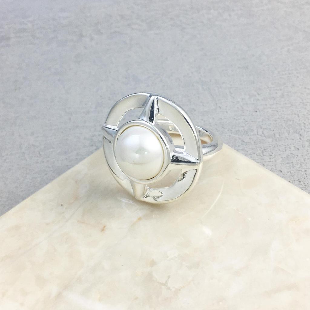 UNOde50 Silver Plated Pearl Star Ring: Elegant Gift for Her