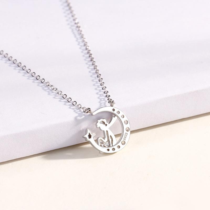 Little Prince Necklace Female Personality Niche Fashion Versatile High Design Sense Little Prince Star Moon Pendant Quality