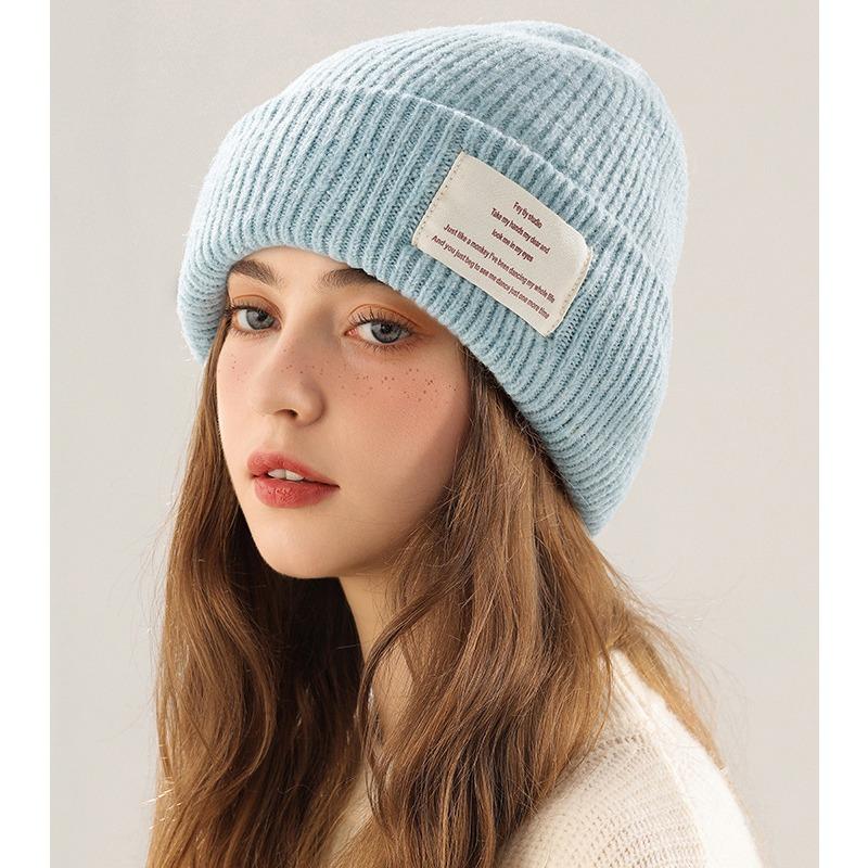 

Новые осенне-зимние шерстяные шапки для женщин, модные и универсальные, теплые и подчеркивающие лицо, маленькие вязаные шерстяные шапки, ветрозащитные платки One size