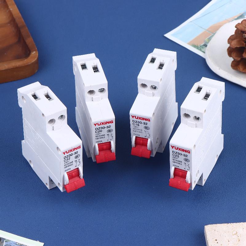 DZ30LE Residual Current Circuit Breaker 230V 1P+N Residual Circuit Breaker With Over And Short Current Leakage Protection RCBO M