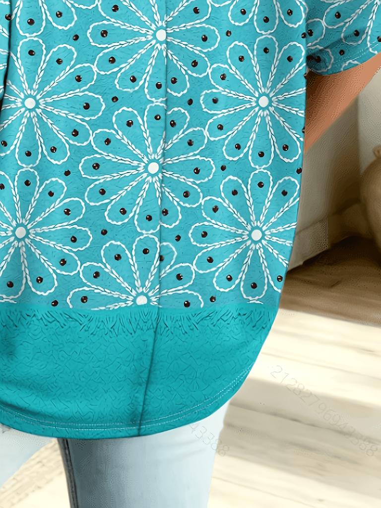 Plus size women's simple floral pattern printed V-neck top three-quarter sleeves loose plus size casual daily T-shirt