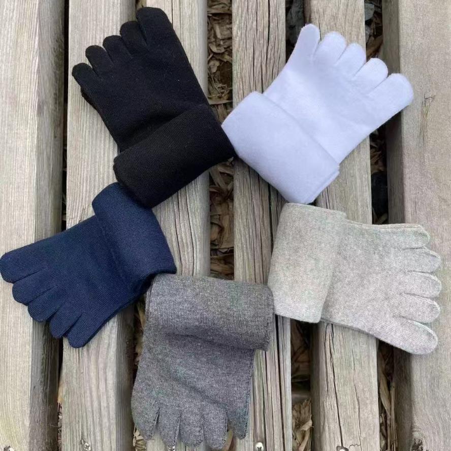 1 Pair Men's Four-Finger Socks Seasonal Mid-Calf Separated Toe Socks Sweat-Absorbing Breathable Solid Color Casual Cotton Socks