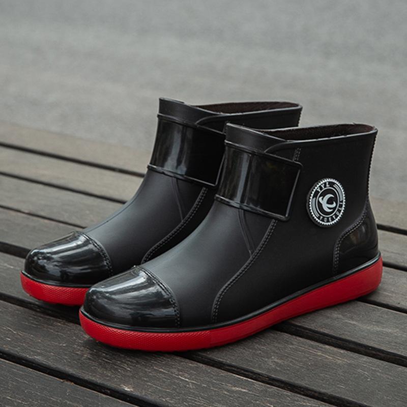 

Extra large size velvet rain shoes men s medium tube fashion thick-soled warm rubber shoes non-slip water shoes men s winter wear-resistant rain boots 49