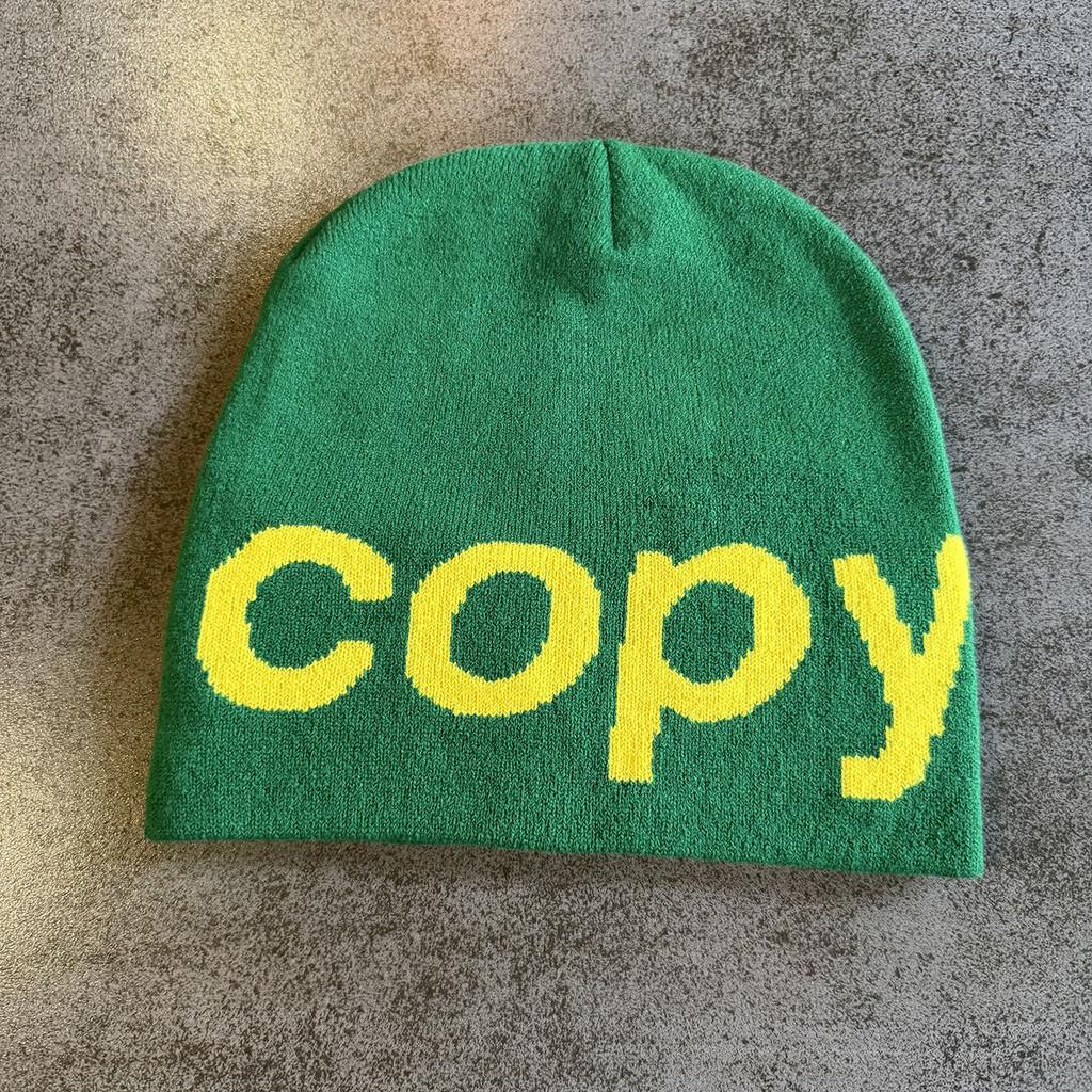 Gestrickte Mütze mit Buchstabenmuster für den Winter, warm, mit Gesichtsform-schmeichelndem Schnitt für Damen und Herren