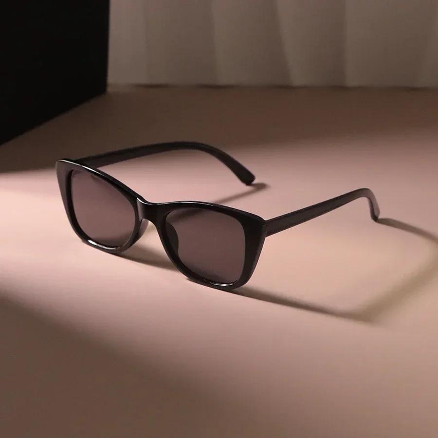 Vintage Cat Eye Sunglasses Women Men Classic Fashion Brand Designer Female Glasses Unisex