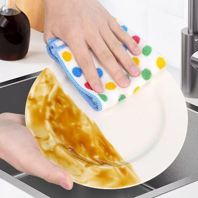 Polka Dot Coral Fleece Kitchen Dishcloth - Absorbent, Easy-to-Wash Cleaning Cloth