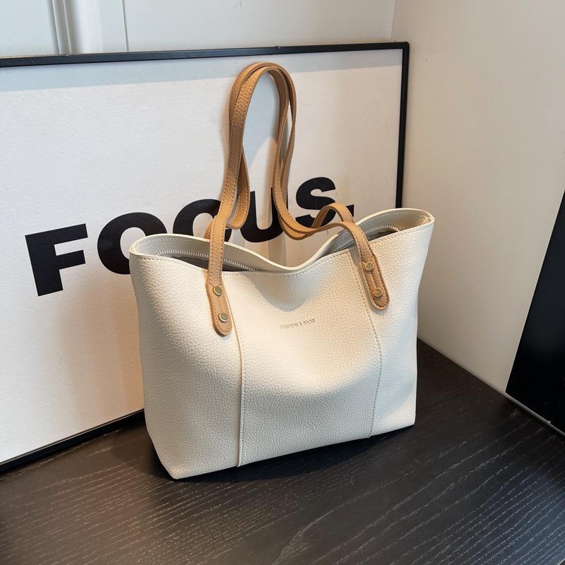 Large Capacity Women's Bag New Casual Simple Fashion Shoulder Bag Portable Commuter Tote Bag