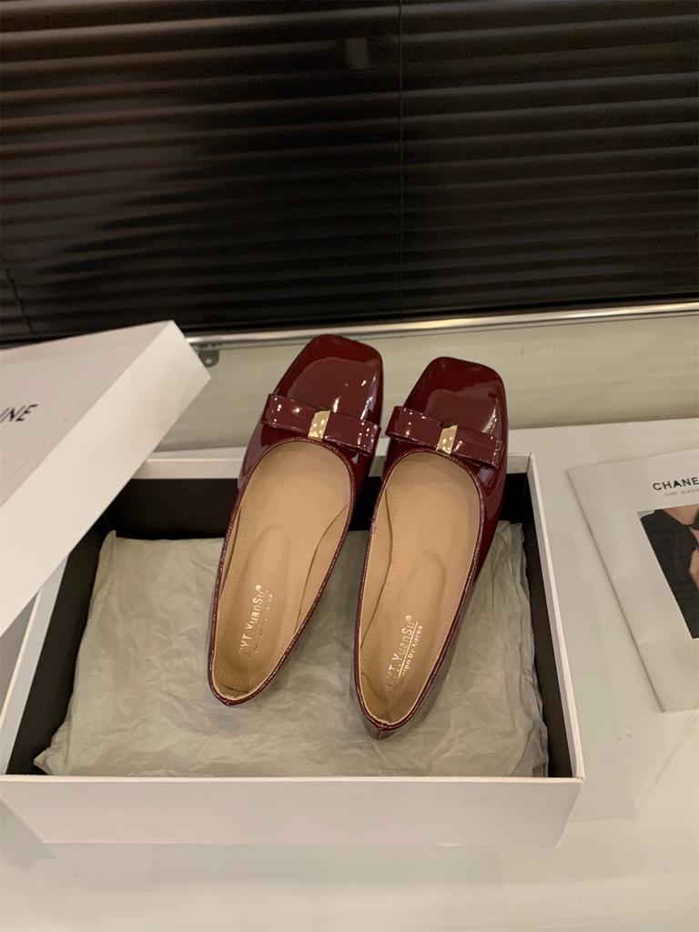 Flat-bottomed French red bow single shoes women's shoes 2025 new spring and autumn ballet with skirt evening shoes