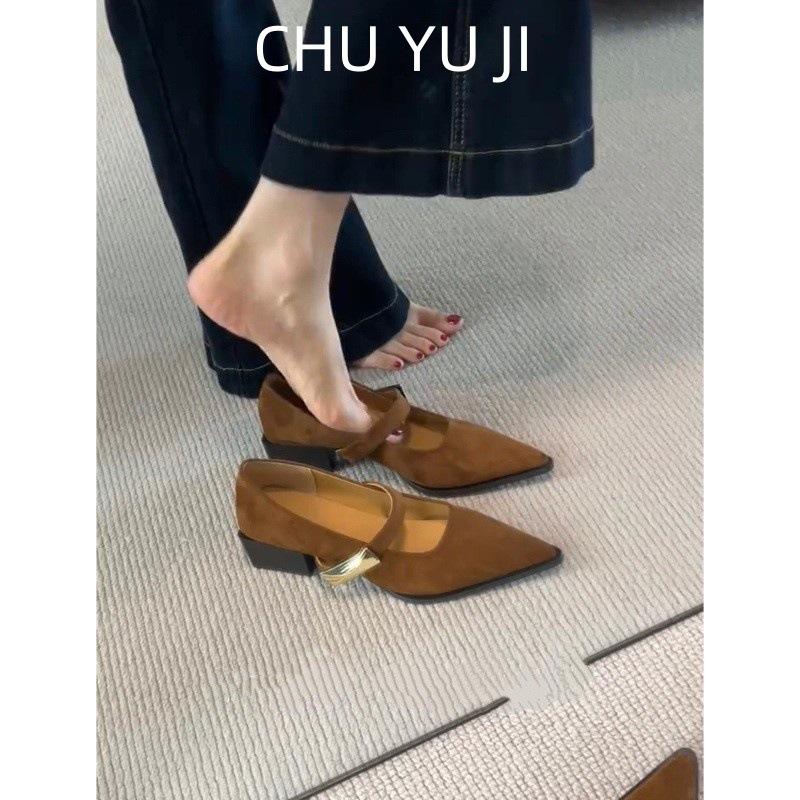 First encounter French-style ancient pointed head shallow mouth Mary Jane shoes 2026 new one-word with temperament medium heel single shoes