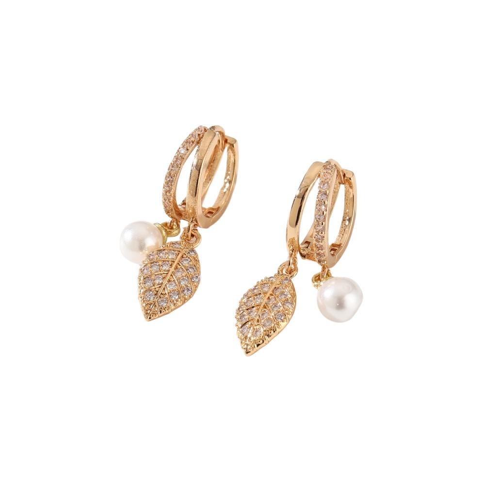 Leaves Shape Dangle Earrings for Women 2025 New Fashion Drop Earring Personalized Zirconia Jewelry Wedding Party Accessories