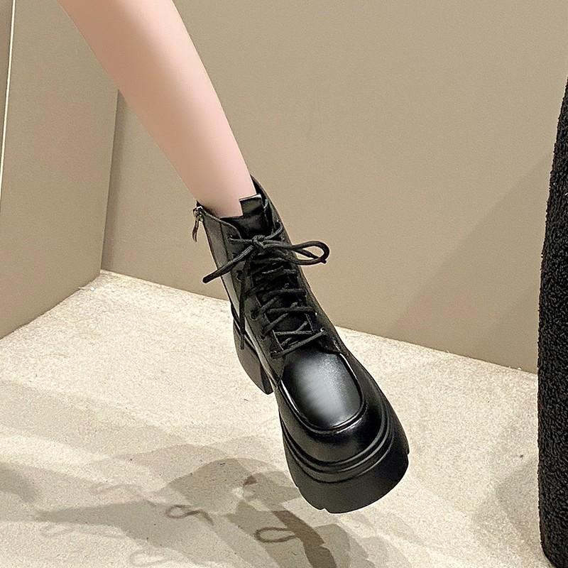 Fashion Small and Taller Women 2025 New Explosive Platform Autumn and Winter Retro Lace-up Booties High-top British Style