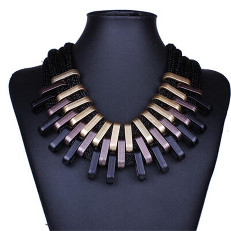 Geometric Shaped Pendant Necklace Multilayer Choker for Women Jewelry Accessories Festive Gift