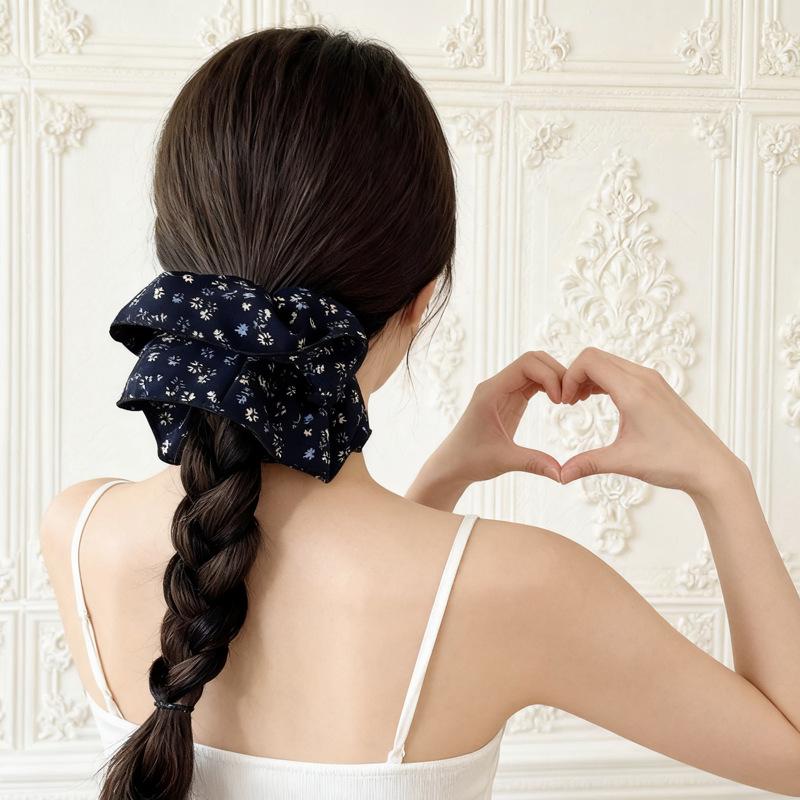 Elegant French Pastoral Floral Pleated Hair Tie with Exquisite Lace