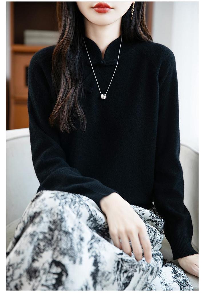 100% Australian Wool Retro Chinese Style Frog Button Sweater - Women's Thick Wool Base Layer for Autumn/Winter 2025.