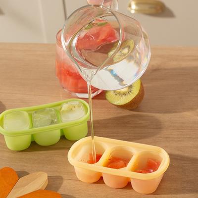 Stampo per Cubetti di Ghiaccio in Silicone per Alimenti Vassoio per Ghiaccio a Tre Scomparti Rilascio Facile Compatto Produttore di Cubetti di Ghiaccio per Casa Fai-da-Te Bevande e Conservazione Alimentare