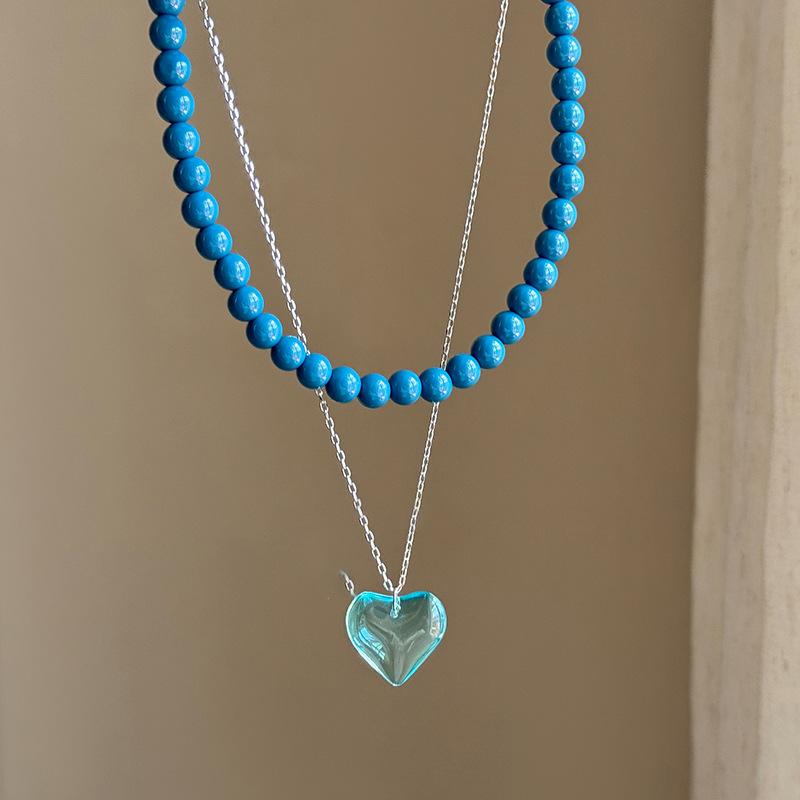 

Double-layer creative resin love pendant necklace simple fashion versatile collarbone chain temperament high-end jewelry