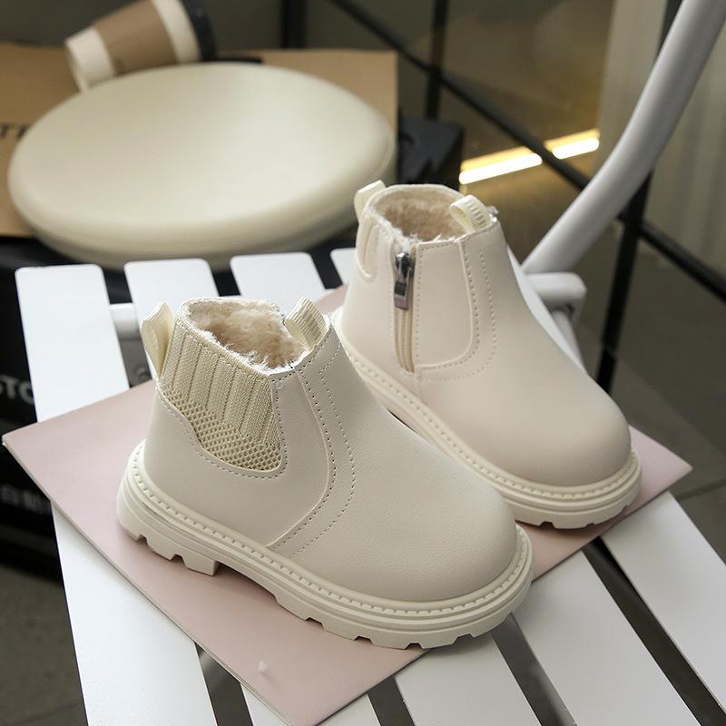 

Kids White Fleece Lined Chelsea Ankle Boots 21 білий