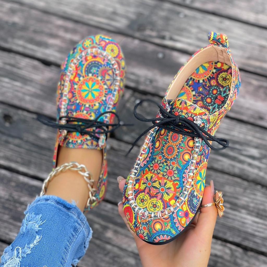 Fashion Shoes for Women 2025 New Versatile Lace Up Large Size Women's Flats Outdoor Breathable Casual Light Flat with Shoes Ladies
