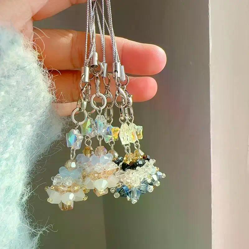 Cute Christmas Mobile Phone Straps Crystal Bead Christmas Tree Keychain Lanyard Bag Pendant Decoration Fashion New Year Gift