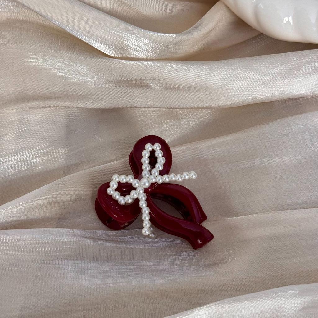 Sweet Temperament Senior Sense of Exquisite Pearl Bow Scratch Clip Girls Versatile Back of the Head Plate Hair Shark Clip Simple