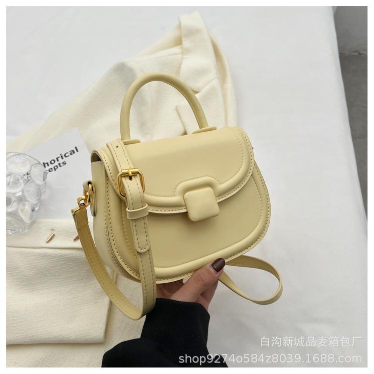 Manufacturer Small Bag Women's Bag 2025 New Trendy Fashion Messenger Bag Summer Popular Saddle Bag Handbag