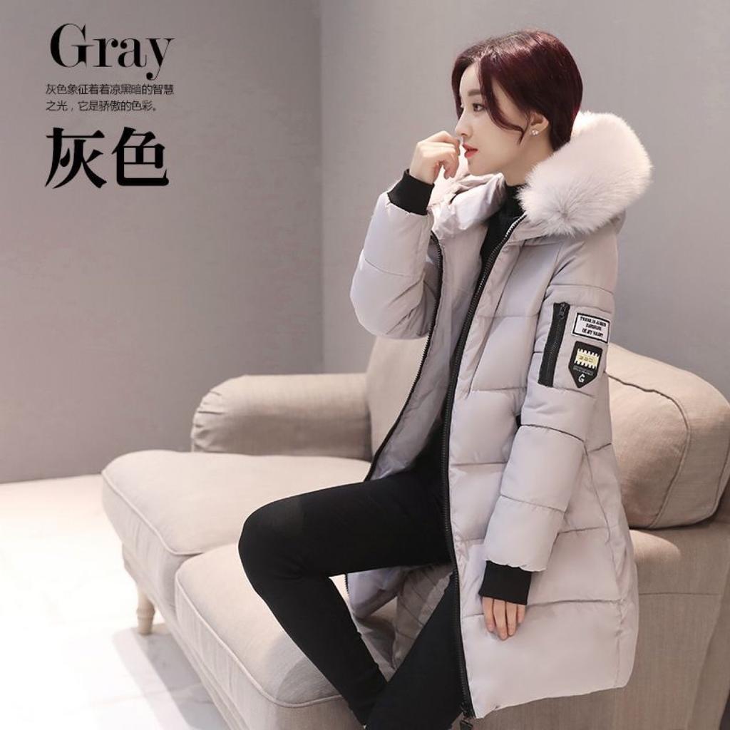 Hooded Women's Medium and Long Cotton Jacket, New Cotton-padded Clothes, Women's Slim and Thin Big Fur Collar Jacket, Down Cotton Clothes.