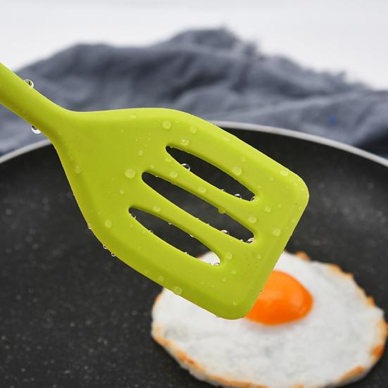 Food Grade High Temperature Resistance Slotted Spatula with Hole Arc Edge Long Handle Baking Shovel Household Supplies