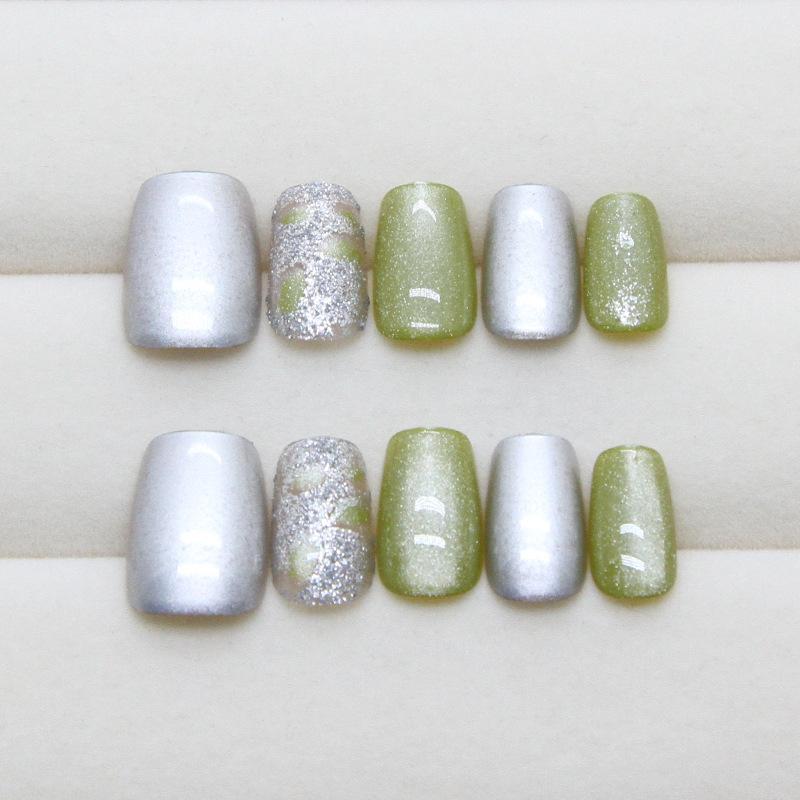 Clear green fragments fine flash quicksand cat eye fashionable white ins wind manicure patch removable 30 pieces