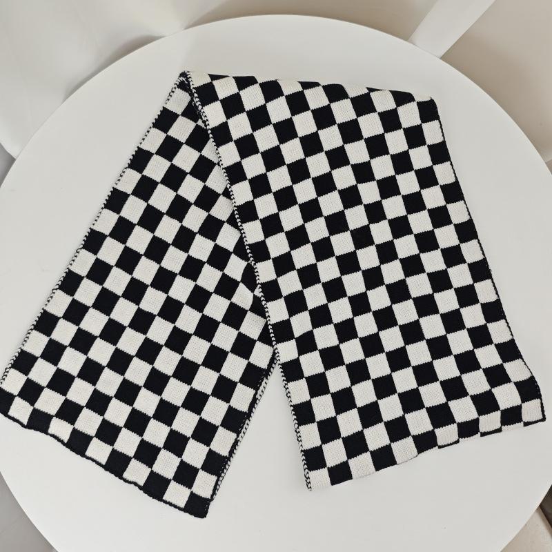 Black and White Checkerboard Korean Version Knitted Wool Scarf Female Autumn and Winter Warm Student Versatile Double-sided Couple Scarf
