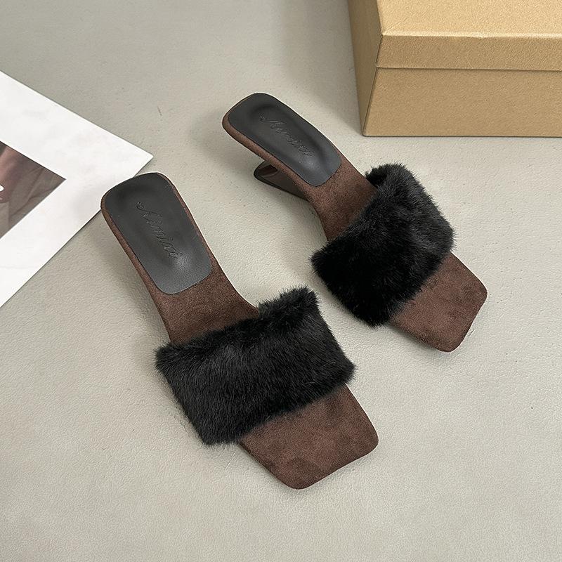 French Slope Heel Open-toed Fluffy Slippers for Women In Autumn and Winter 2025 Fashion Versatile Leopard Print One-word Cotton Slippers