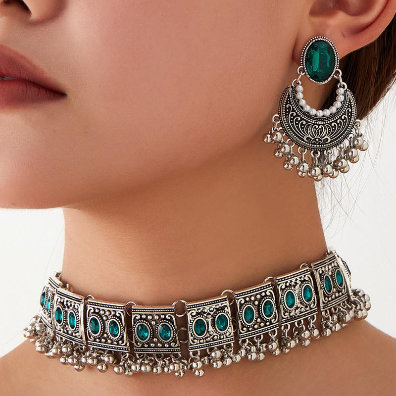 Retro Middle Eastern Ethnic Jewelry Set: Exaggerated Beaded Necklaces & Earrings for Women зелёный