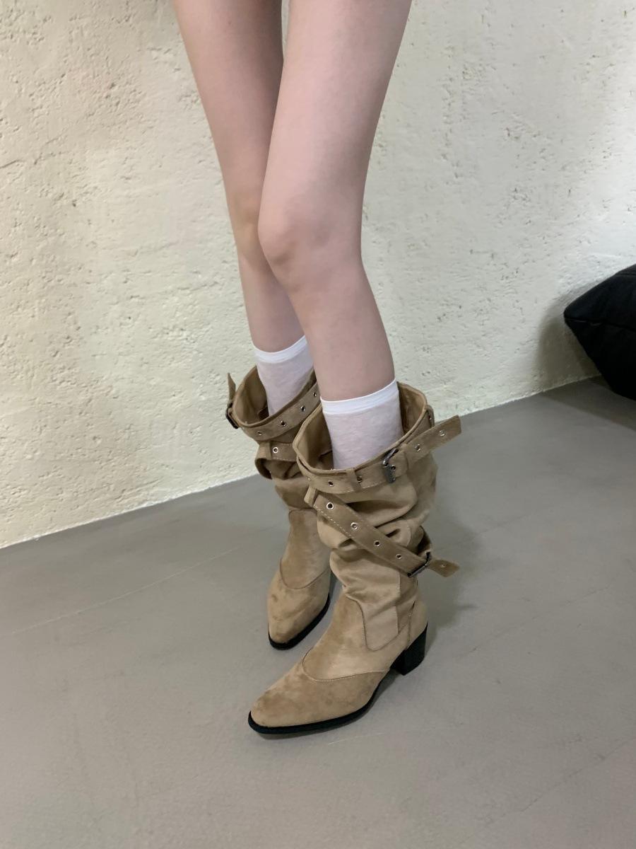 

Trendy fried street! European and American sexy babes white high-heeled short boots women s belt buckle rivet babes pointed trousers boots 39 хаки