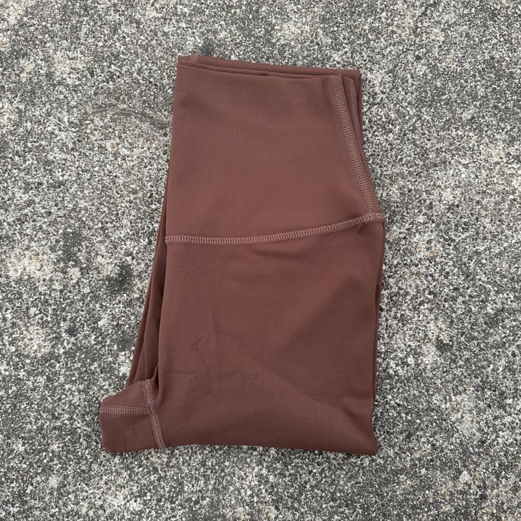 Solid Color High-Waisted Women's Yoga Leggings with Back Pocket – Soft, Elastic, and Peach Bum Enhancing