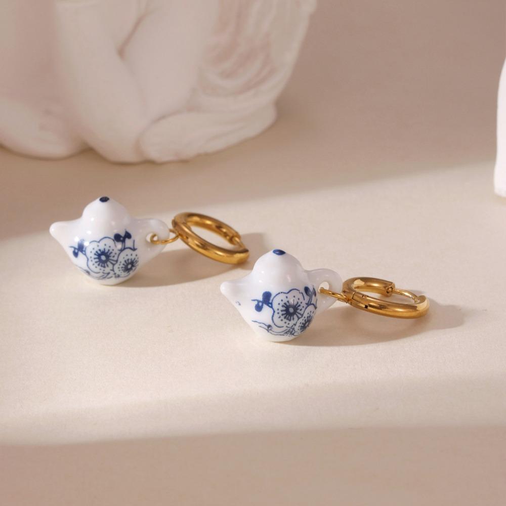Chinese Style Blue and White Porcelain Earrings Dripping Oil Gold Enamel Hoop Earrings  Girls