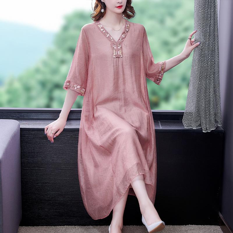 Robe Printemps et Été Col en V Style Chinois Manches Trois-Quarts Grande Taille Ample Brodée Robe Mère