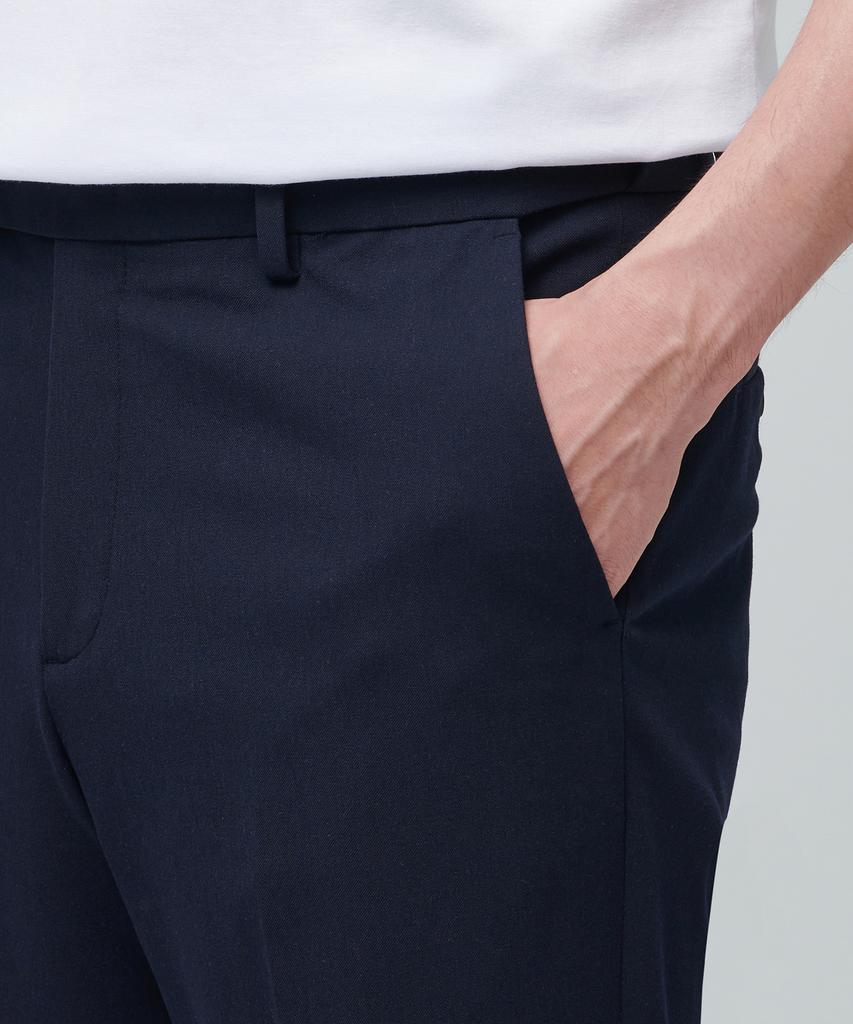 Musinsa Standard Relaxed Tapered Hidden Banding Crop Slacks [Navy]