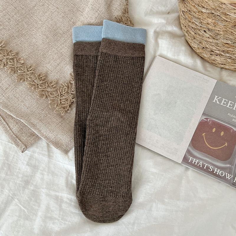 Korean Style Gray Scrunch Socks for Women - Versatile, Ribbed, Color Block, Long JK Design for Spring & Autumn