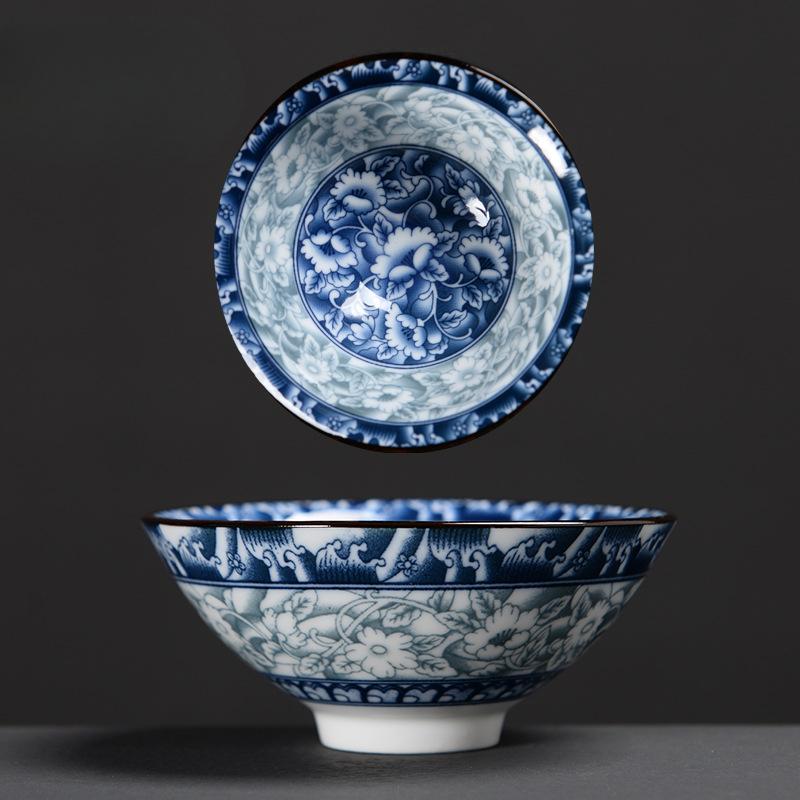 

Чаша для чая из фарфора цвета селадон 1pc