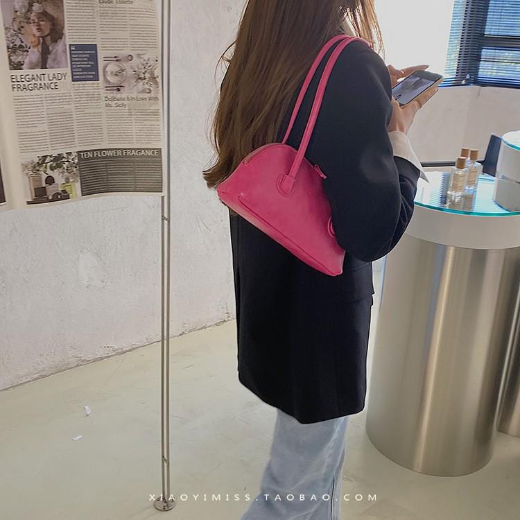 Women's Retro Waxed Leather Baguette Handbag - Niche, Versatile Candy Color Shoulder Bag