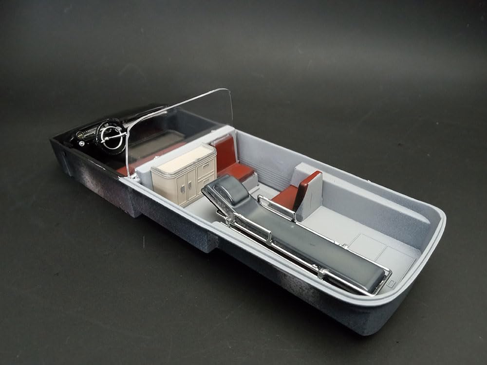 AMT Escala 1959 Ambulância Cadillac com Maca Kit Modelo de Plástico 1/25 (AMT1395)