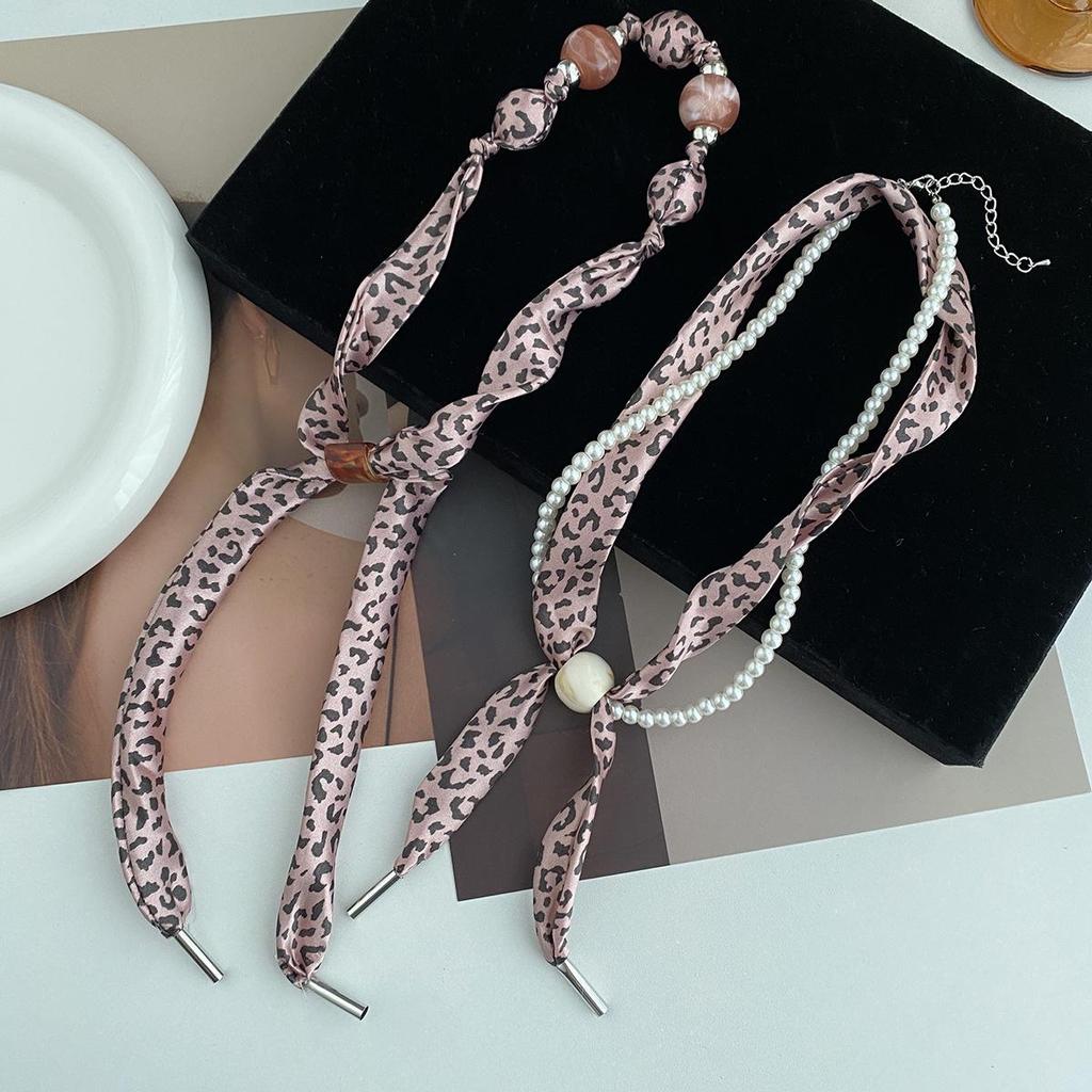 Silk Scarf Necklace with Retro Maillard Pattern - Niche Design Accessory for Women