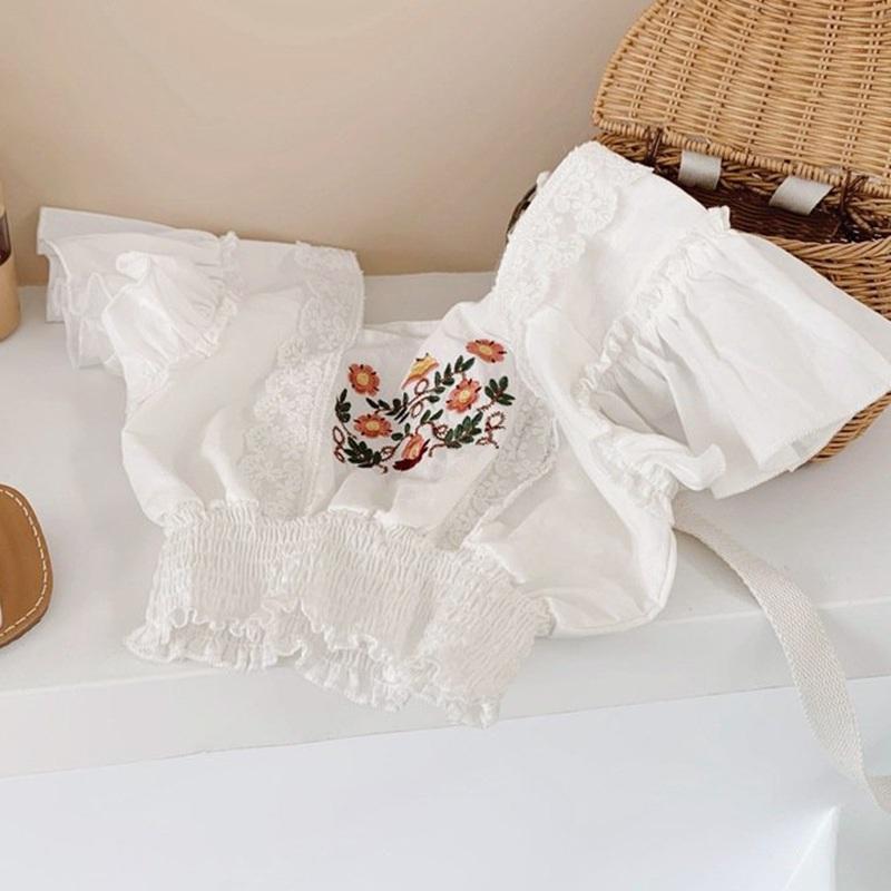 Sweet Girl Shirt Embroidery Lace Shirt Short Top Childrens Clothing