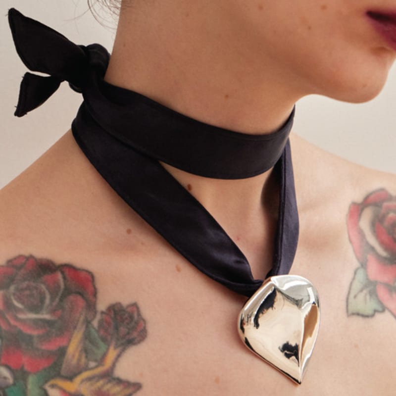 

1064STUDIO шелковый платок с листьями N (флот) navy