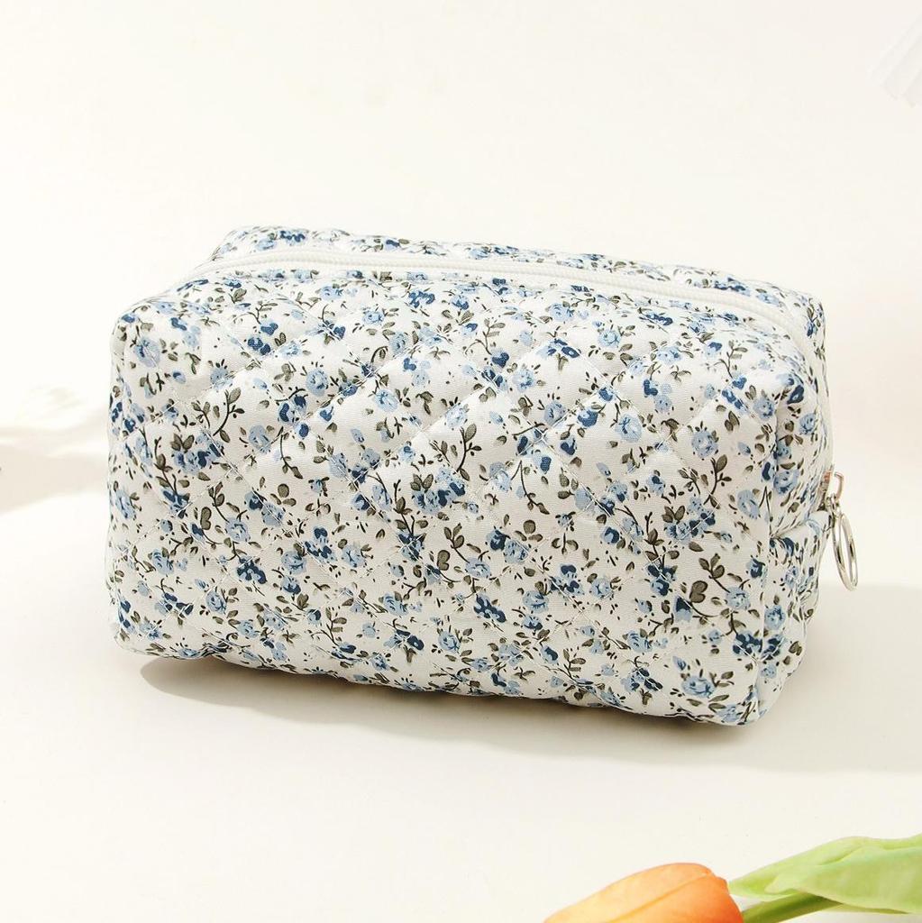 Berg Luggage Quilted Cotton Floral Travel Cosmetic Bag
